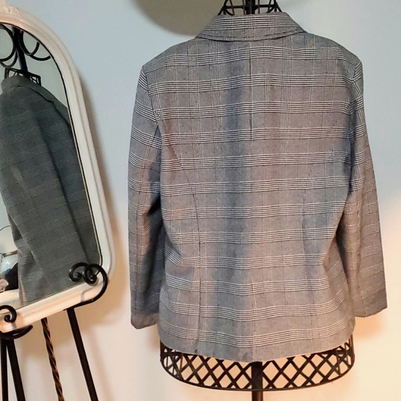 Blair Blazer size SM-LPT Very good condition - Picture 8 of 17